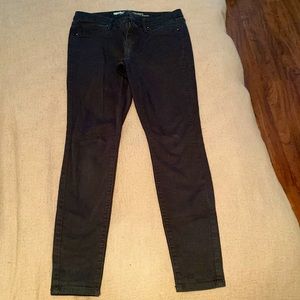 Black, mid-rise jeggings, size 6/28 R